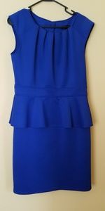 Spense stylish women's dress! Excellent condition.